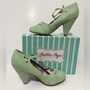 Bettie Page Mint Green Vintage Heels